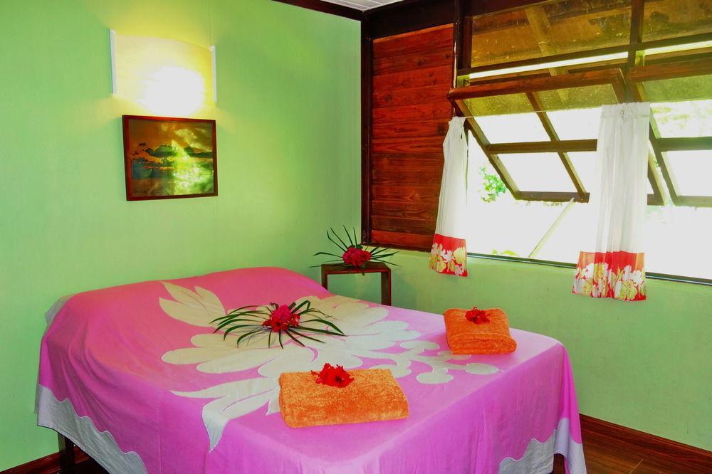 Pension Les 3 Cascades Raiatea Экстерьер фото